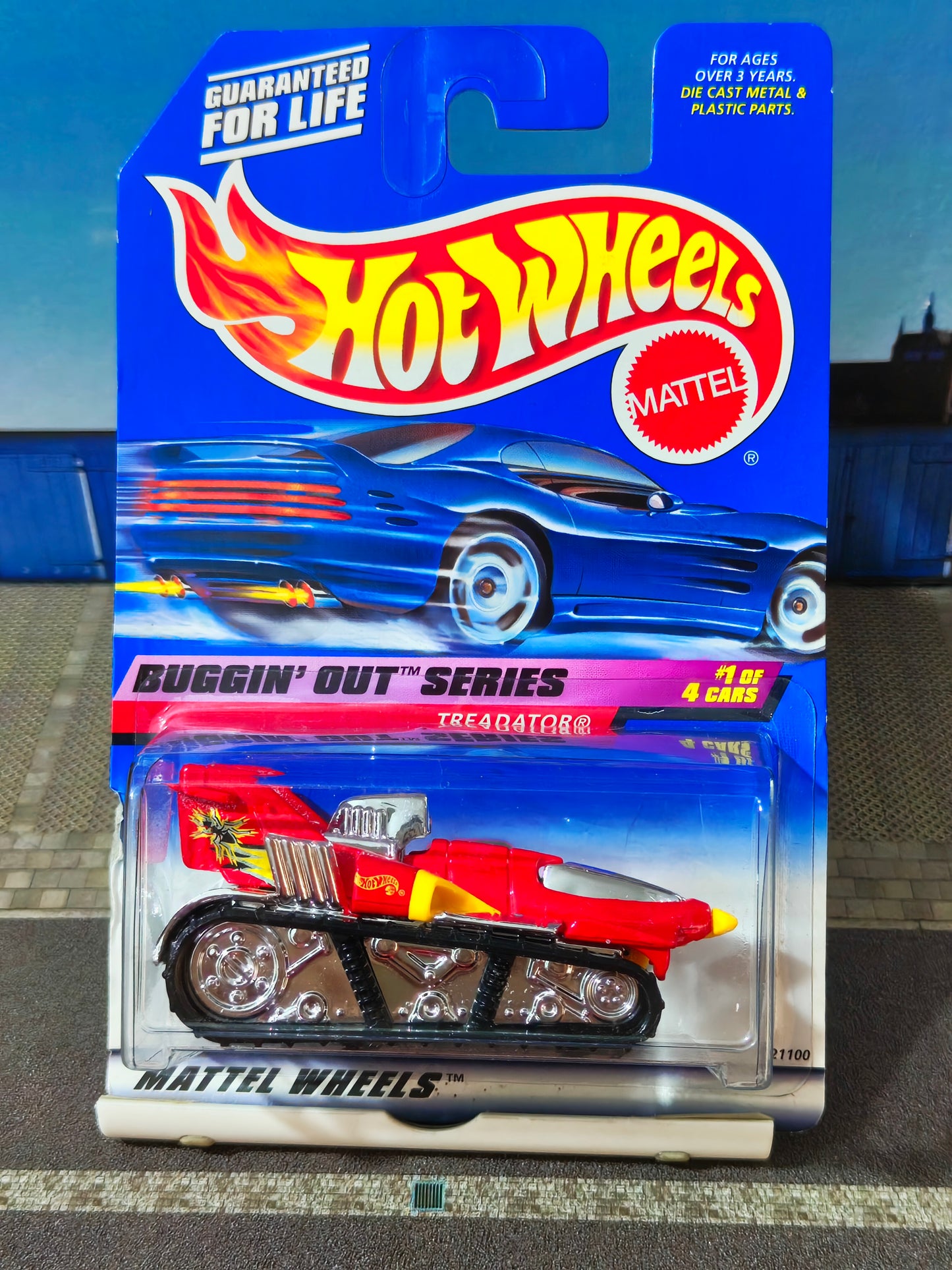 Hot wheels Treadator