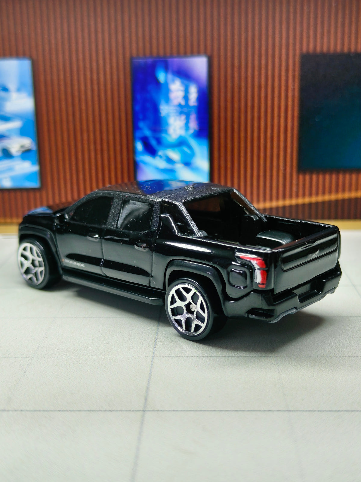Hot wheels Silverado EV RST