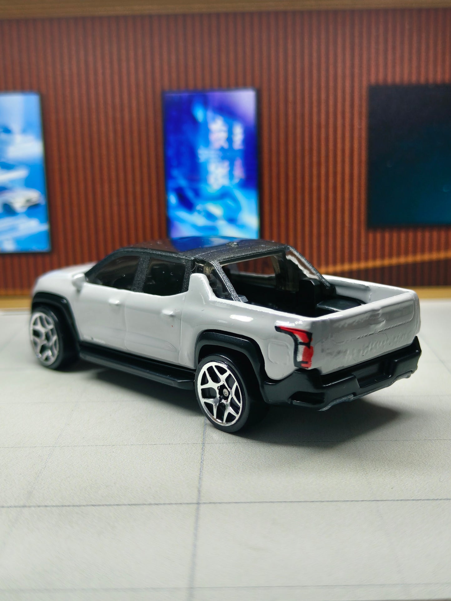 Hot wheels Silverado EV RST