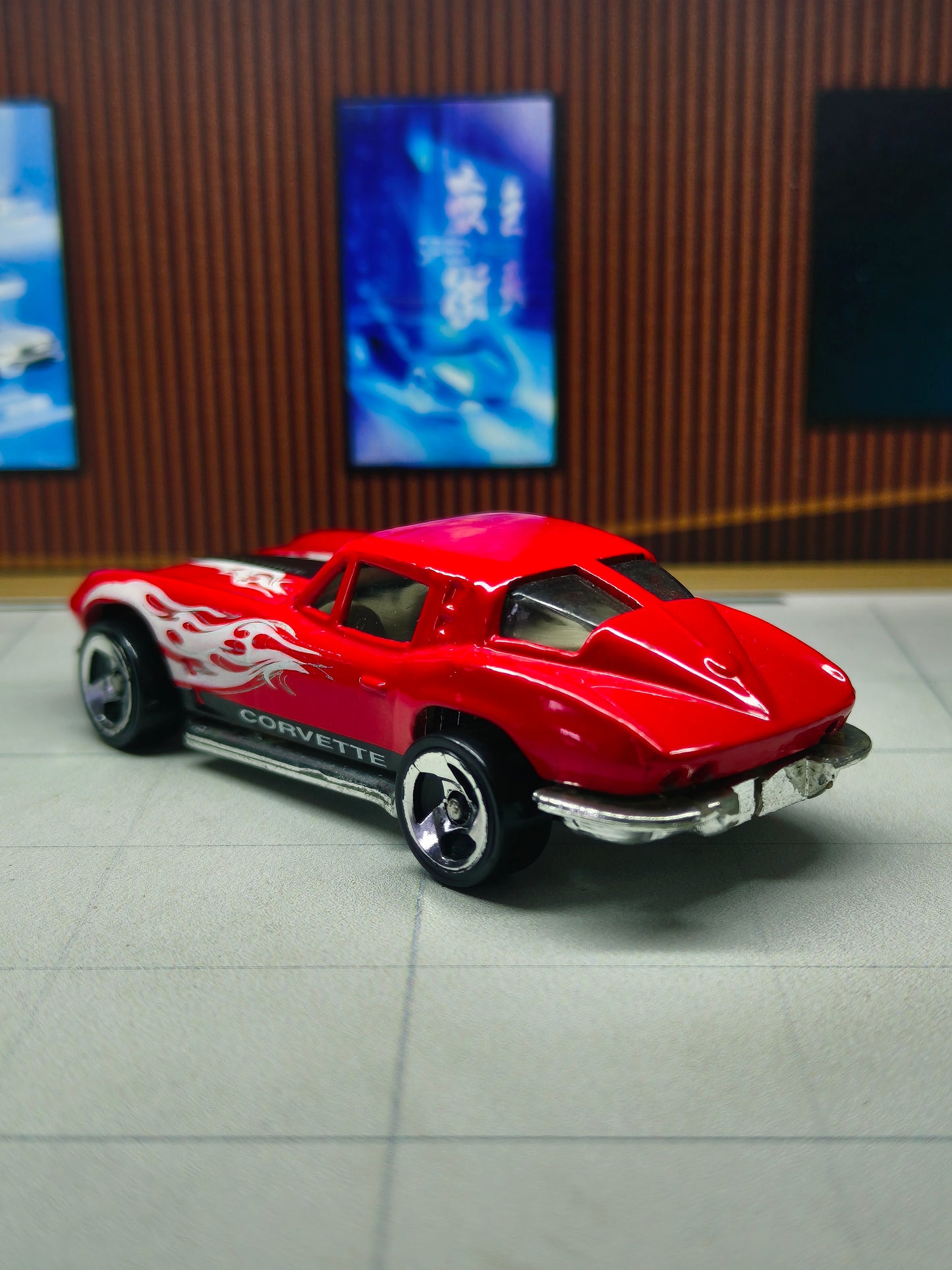 Hot wheels '63 Corvette