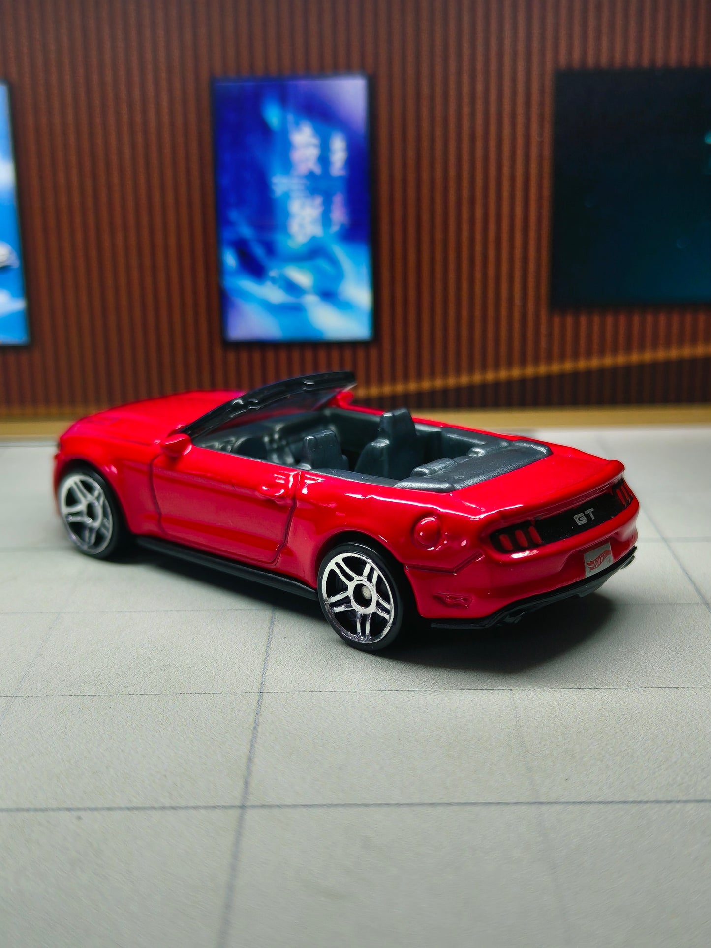 Hot wheels 2015 Ford Mustang GT Convetible