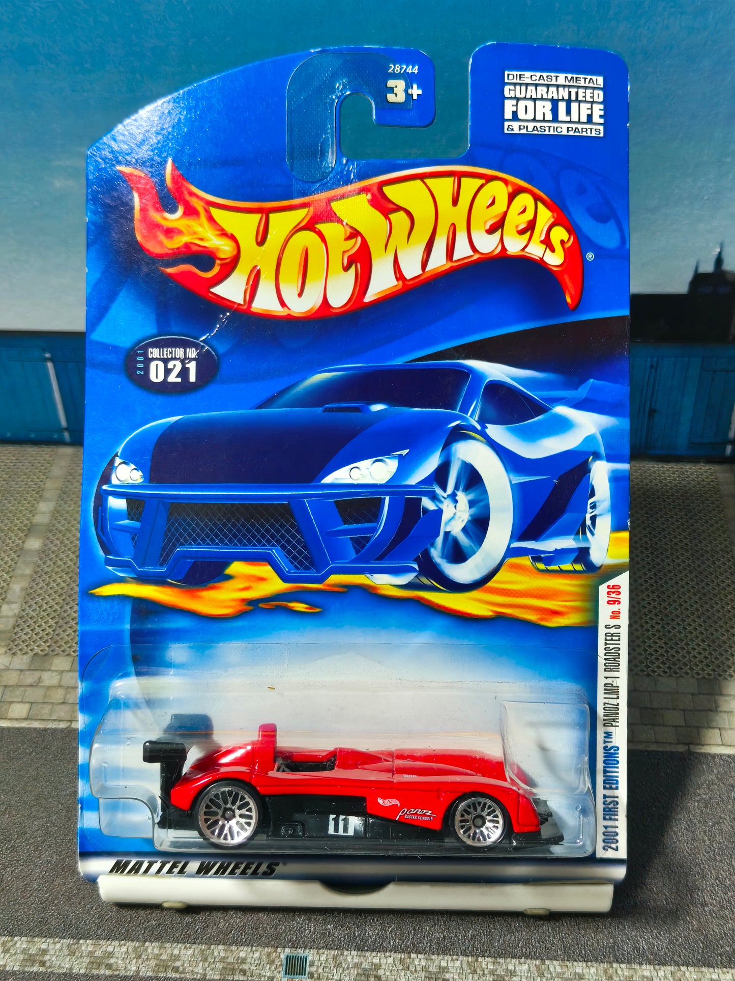 Hot wheels 2001 First Edition Panoz LMP-1 Roadster