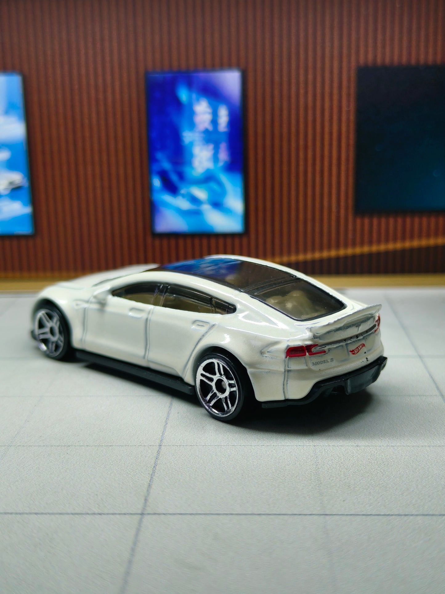 Hot wheels Tesla Model S