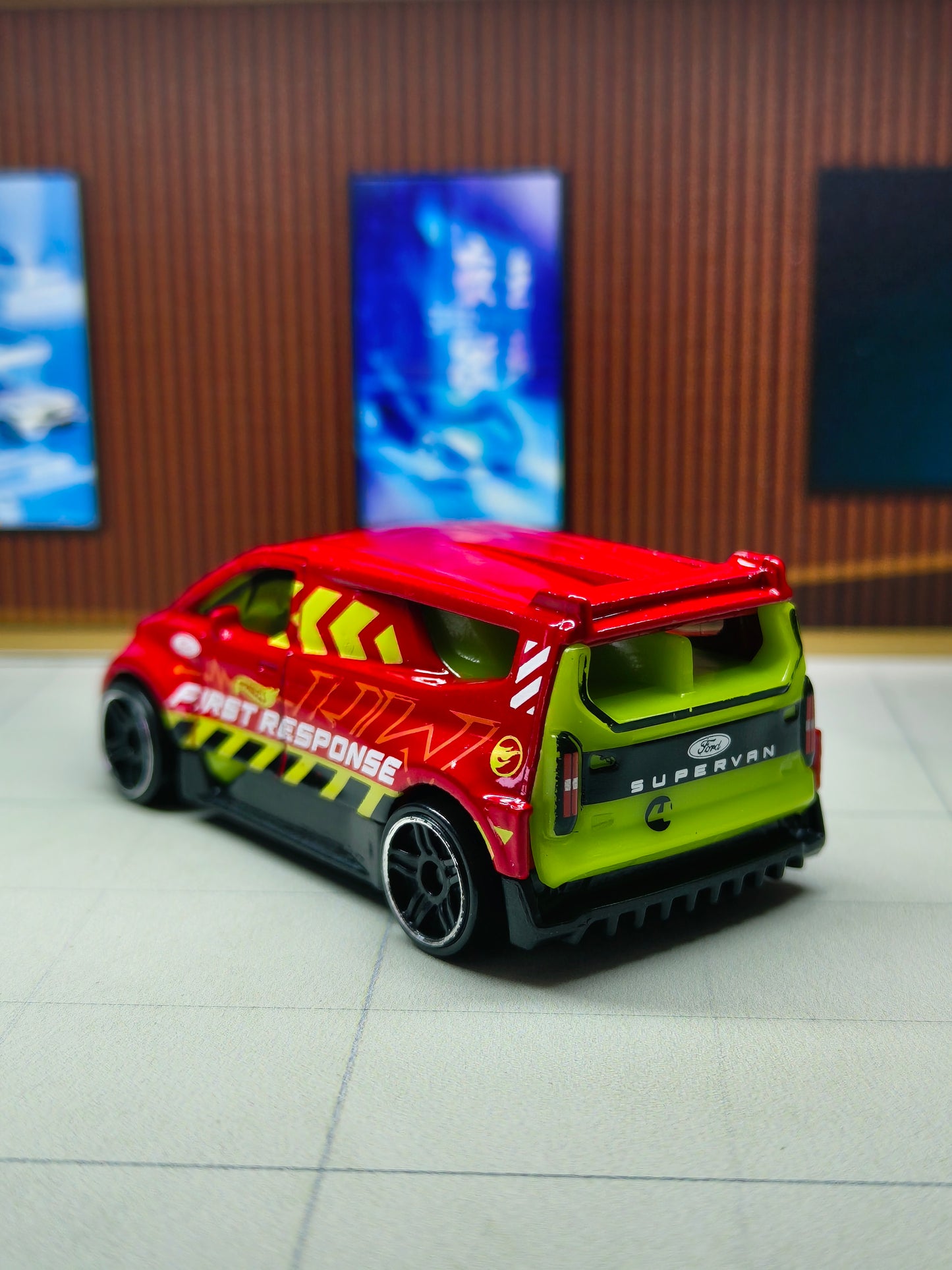Hot wheels Ford Performance Supervan 4