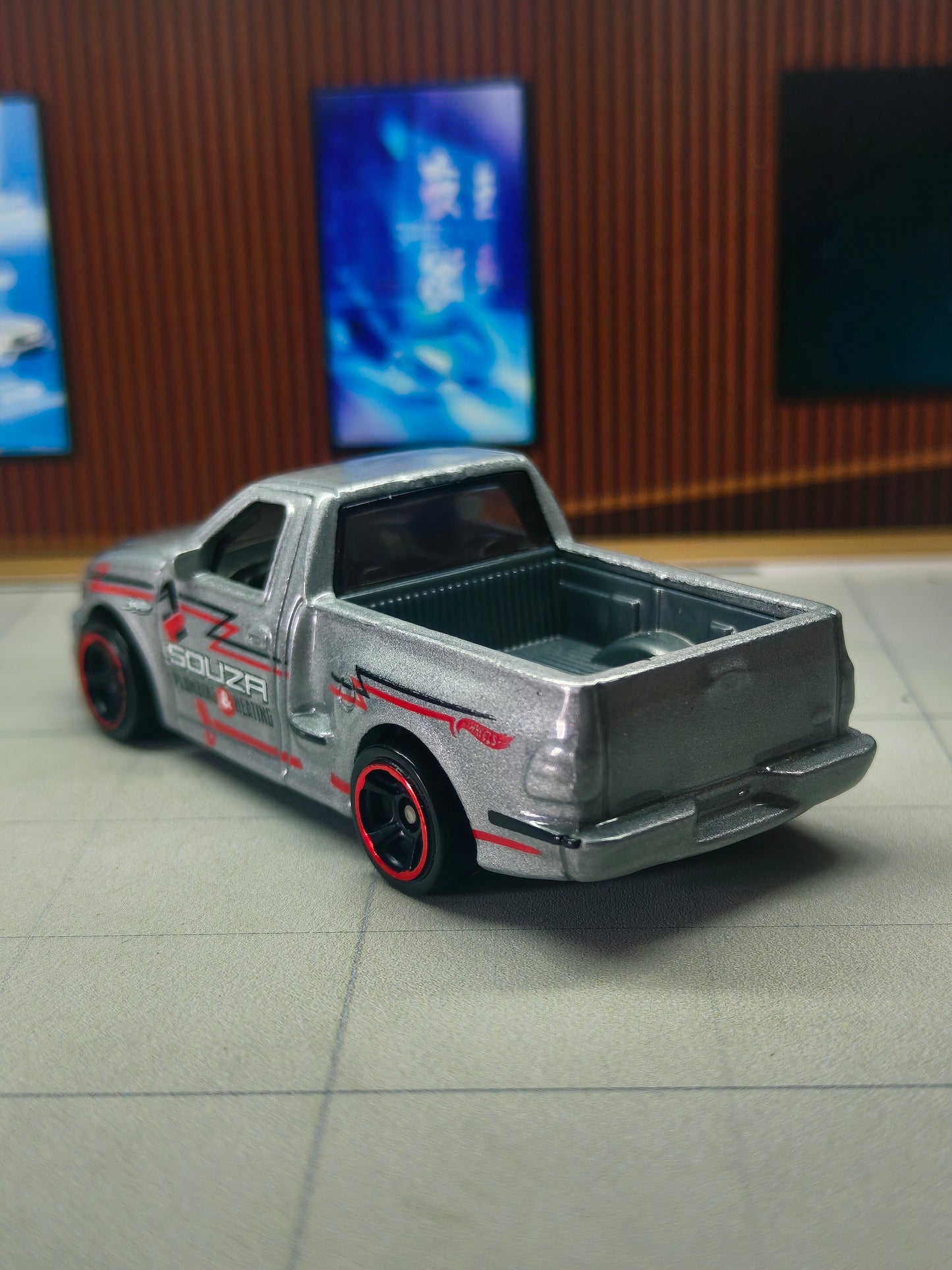 Hot wheels '99 Ford F-150 SVT Lightning