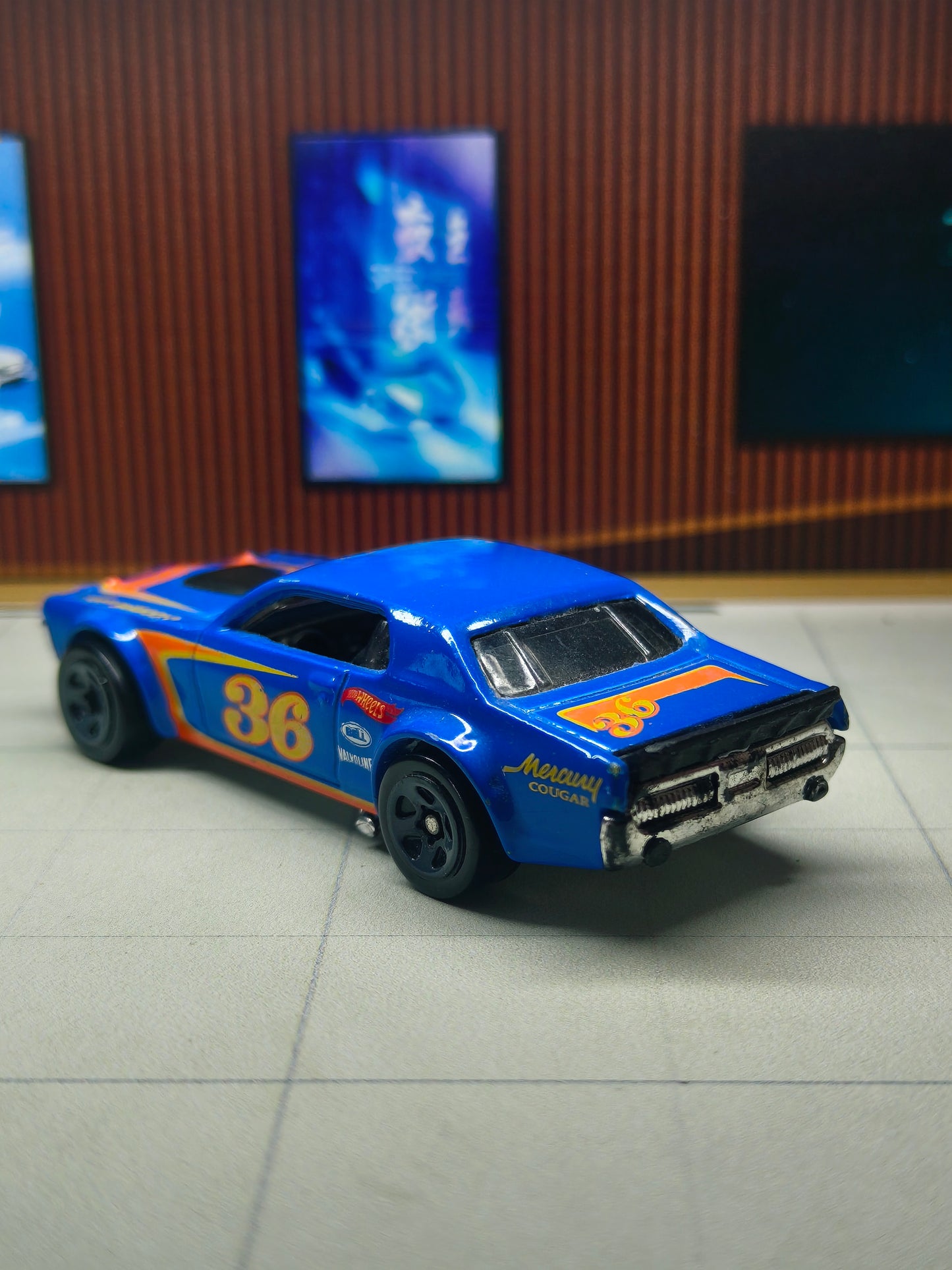 Hot wheels '68 Mercury Cougar