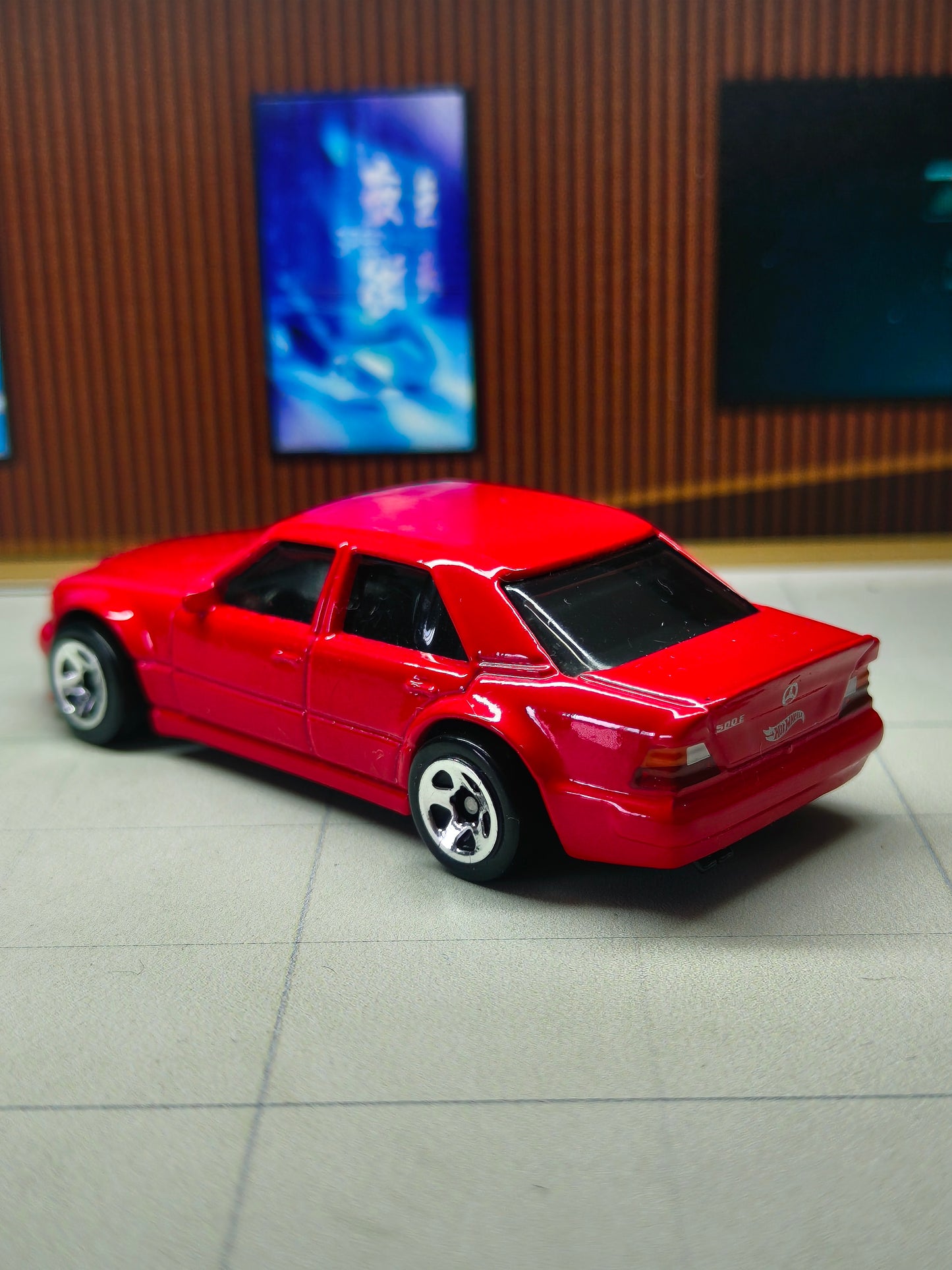 Hot wheels Mercedes-Benz 500 E