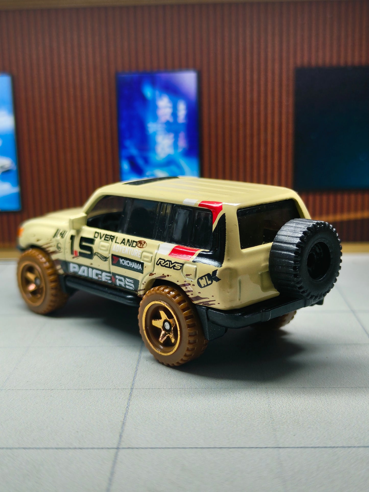 Hot wheels Toyota Land Cruiser 80