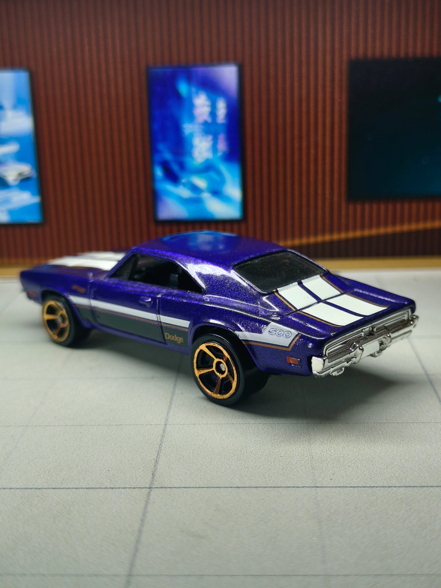 Hot Wheels '69 Dodge Charger 500