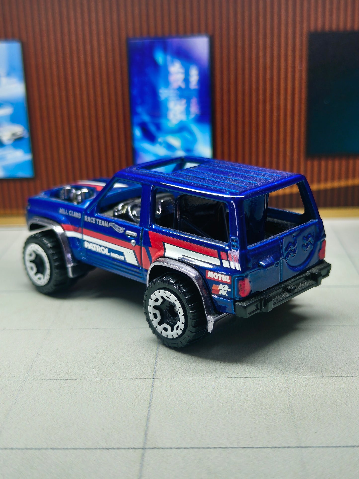 Hot wheels Nissan Patrol Custom