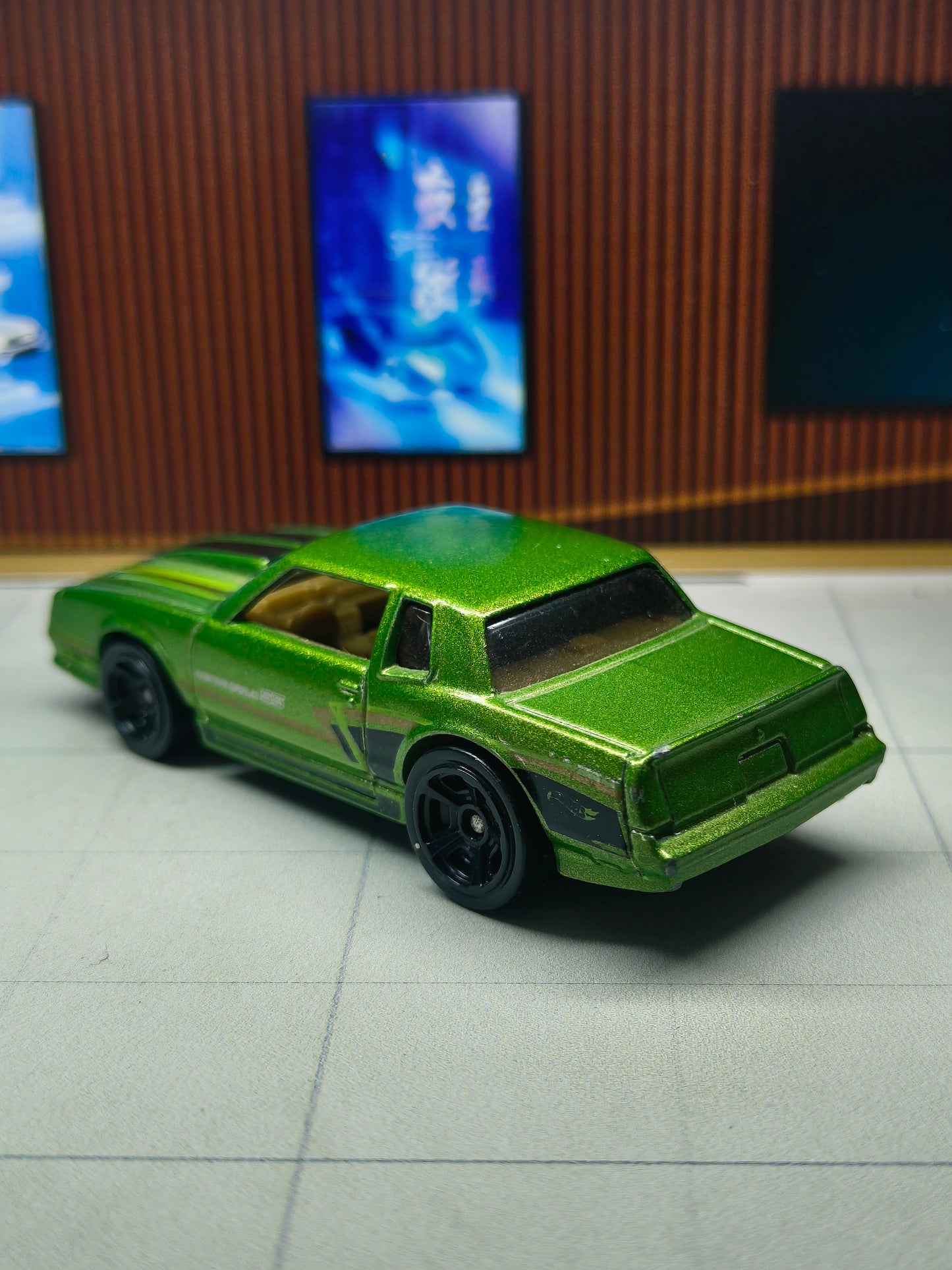Hot wheels '86 Monte Carlo SS