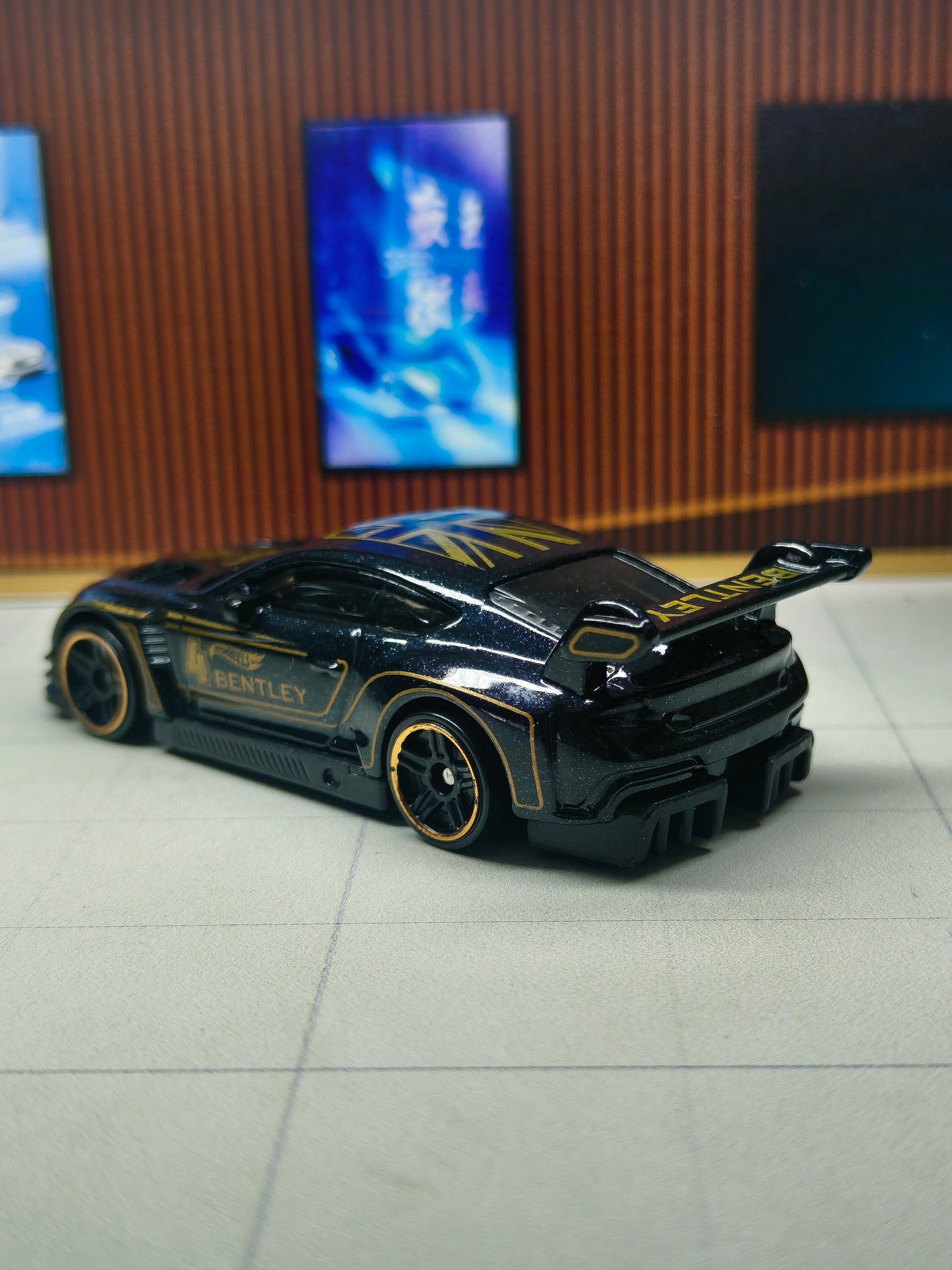 Hot wheels 2018 Bentley Continental GT3