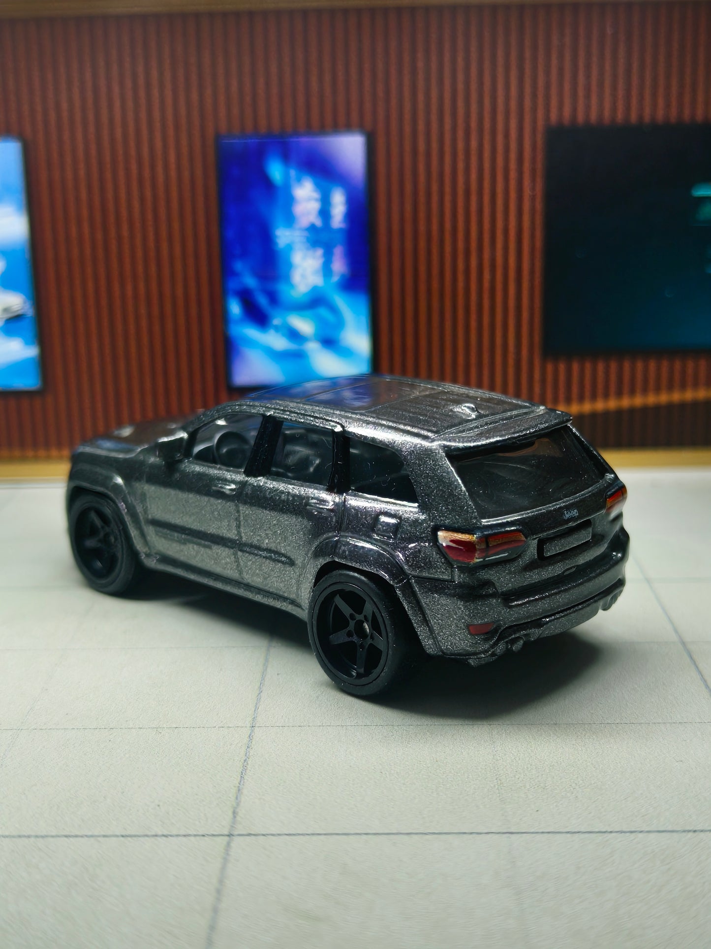 Hot wheels Premium Jeep Grand Cherokee Trackhawk
