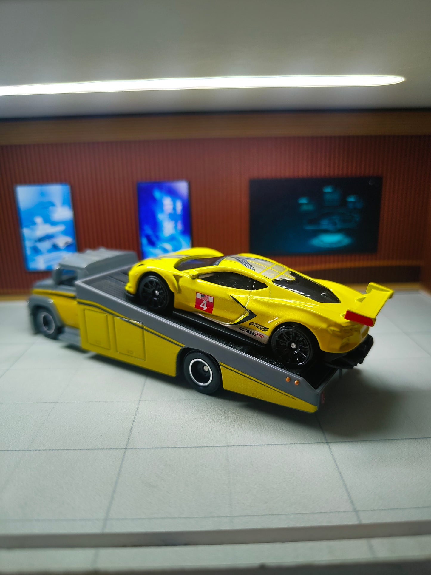 Hot wheels Premium Corvette C8.R (Coche Básico)