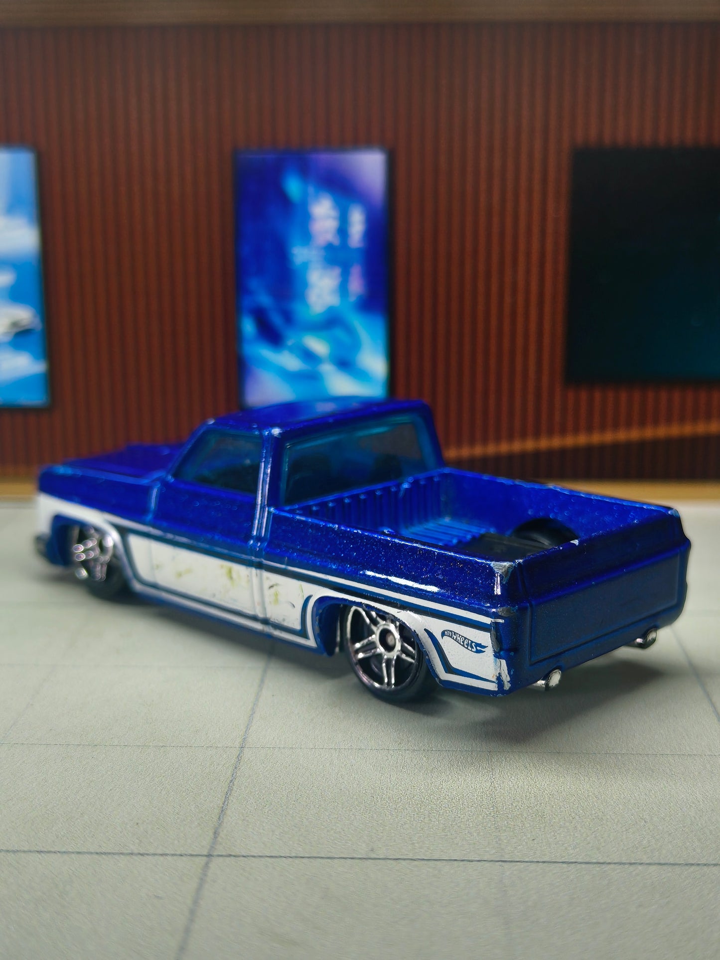 Hot wheels '83 Chevy Silverado
