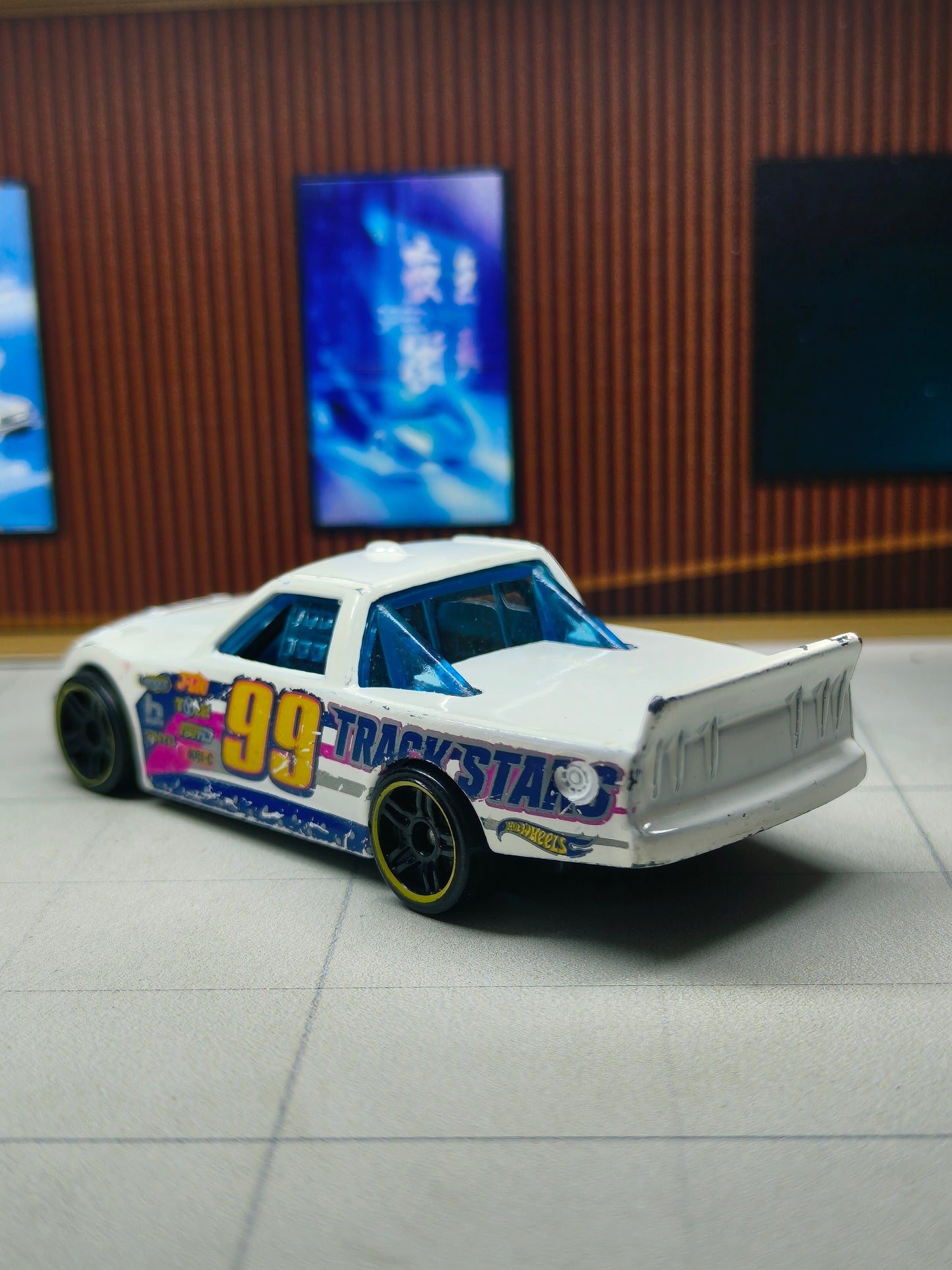 Hot wheels Circle Tracker