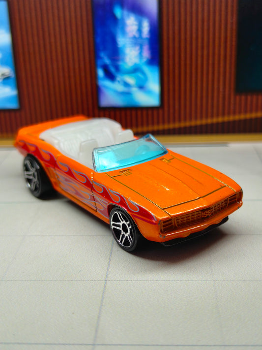 Hot wheels '69 Camaro Convertible