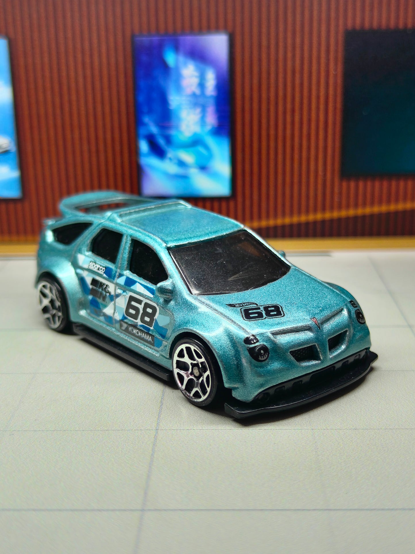 Hot wheels Pontiac Aztek Custom