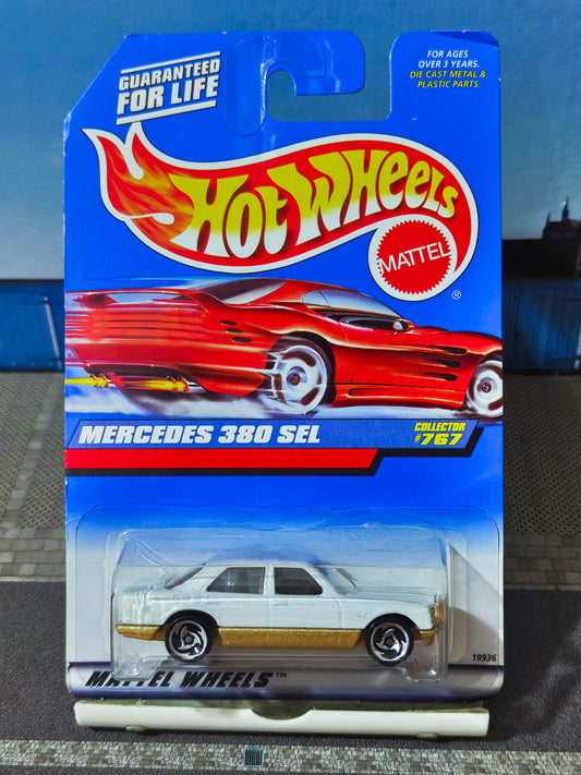 Hot wheels Mercedes 380 SEL