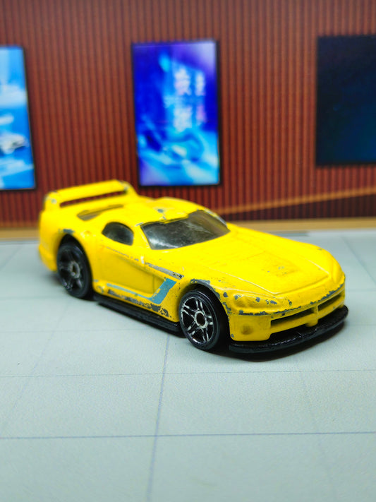 Hot wheels Dodge Viper GTS-R