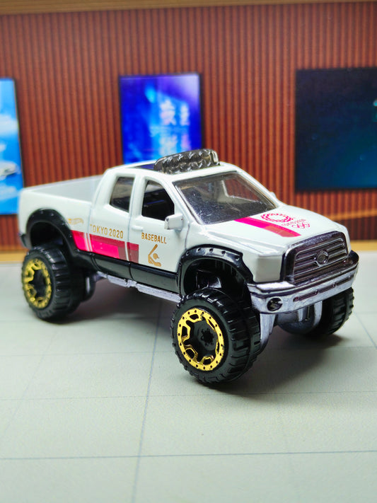 Hot wheels '10 Toyota Tundra