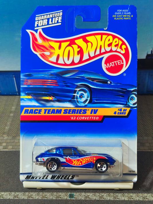 Hot wheels '63 Corvette