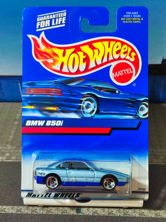 Hot wheels BMW 850i