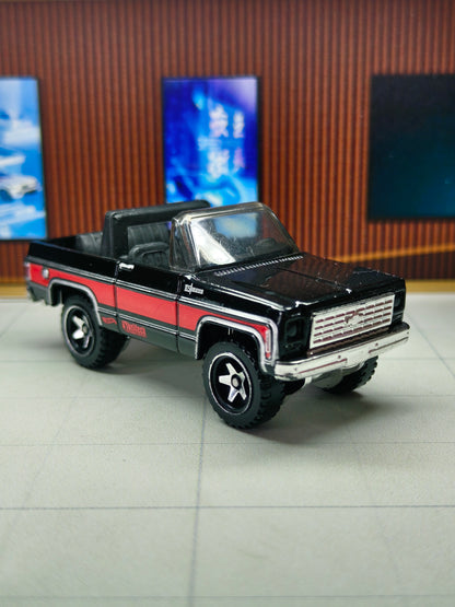 Hot wheels '75 Chevy Blazer Custom