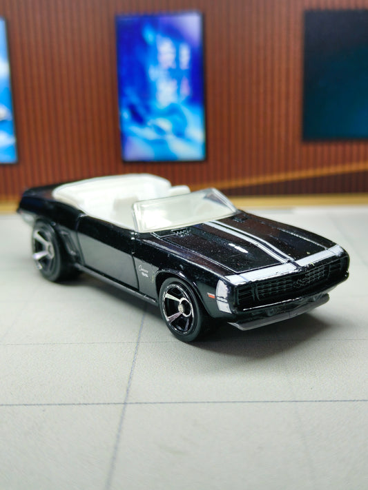 Hot wheels '69 Camaro Convertible
