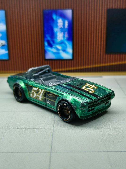 Hot wheels Triumph TR6