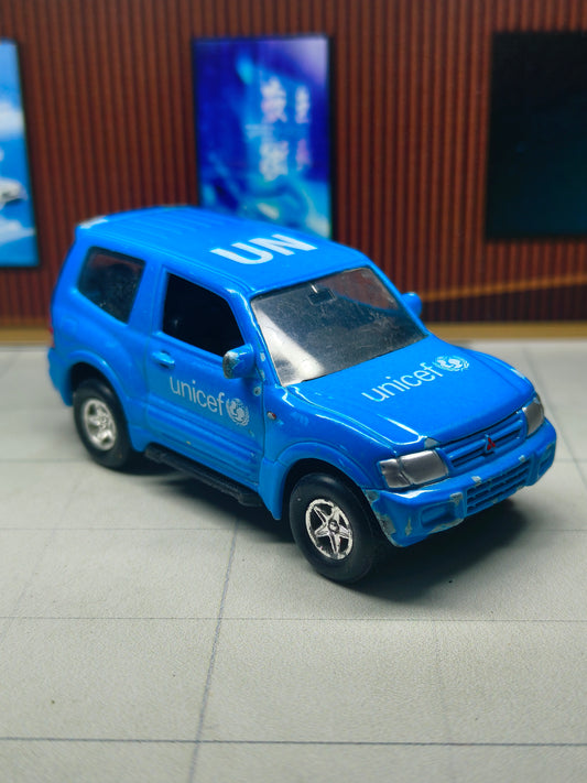 Welly Mitsubishi Pajero Unicef