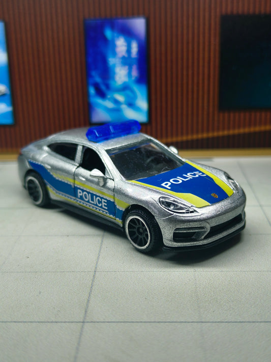 Majorette Porsche Panamera Turbo