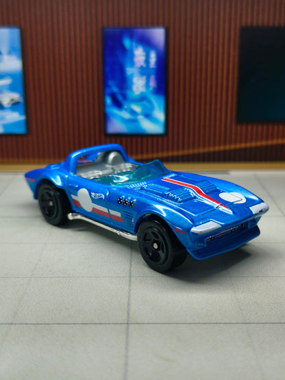 Hot wheels Aston Martin DBS
