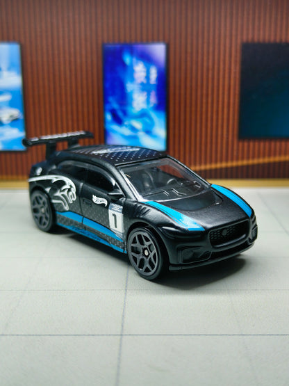 Hot wheels Jaguar I-Pace eTrophy