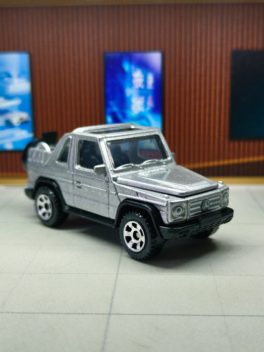 Matchbox Mercedes-Benz G 500 Cabrio (Moving Parts)