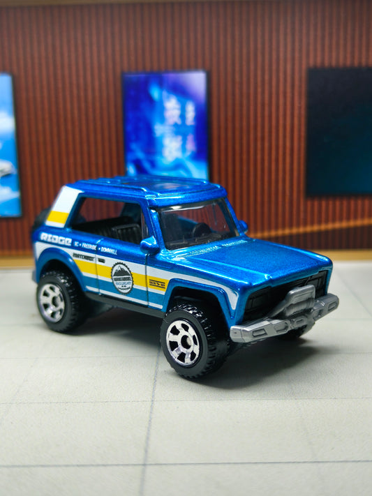 Matchbox MBX Field Car