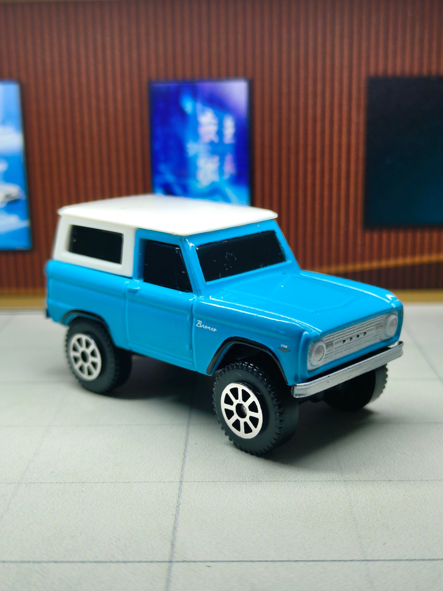 Maisto 1966 Ford Bronco
