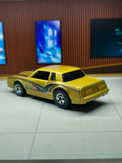 Hot wheels '86 Monte Carlo SS