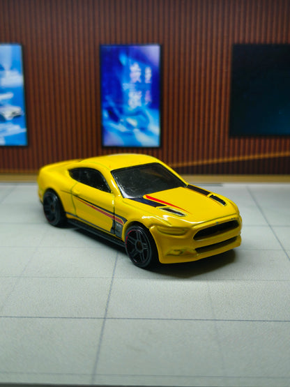 Hot wheels 2015 Ford Mustang GT