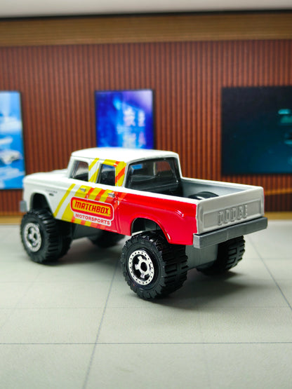 Matchbox 1968 Dodge D200 ( 5 pack exclusiva)