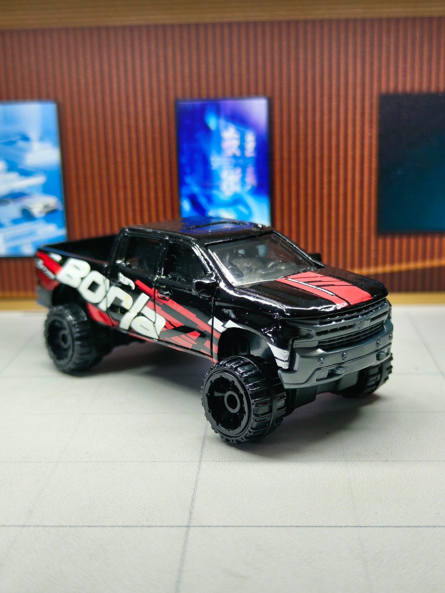 Hot wheels '19 Chevy Silverado Trail Boss LT