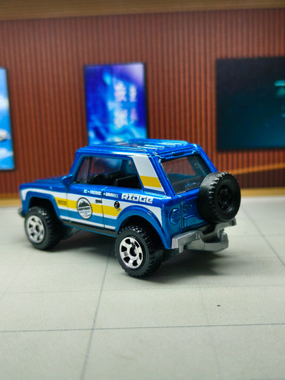 Matchbox MBX Field Car