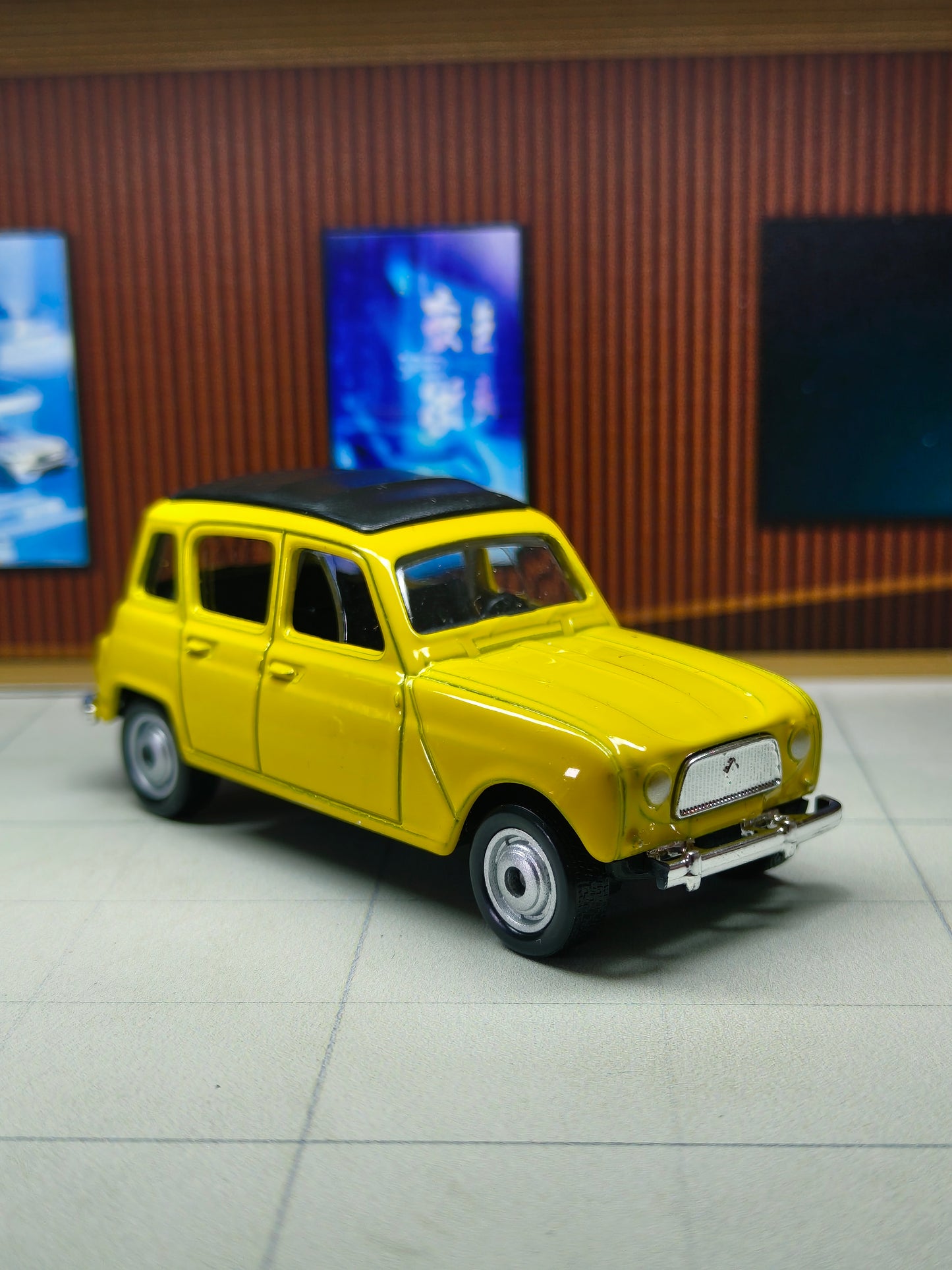 Welly Renault 4L