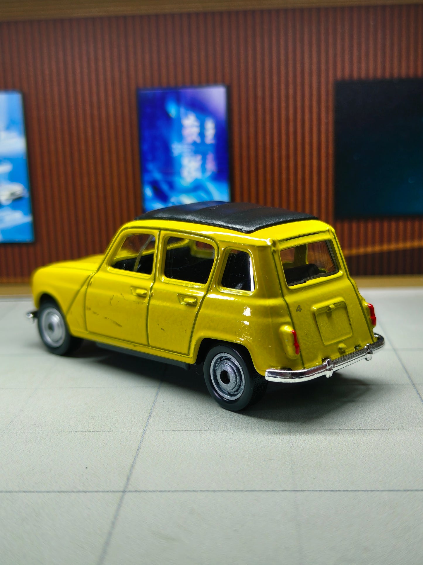 Welly Renault 4L
