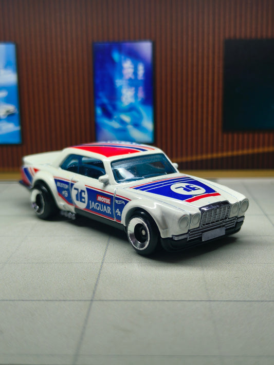 Hot wheels Jaguar XJC V12 Coupe