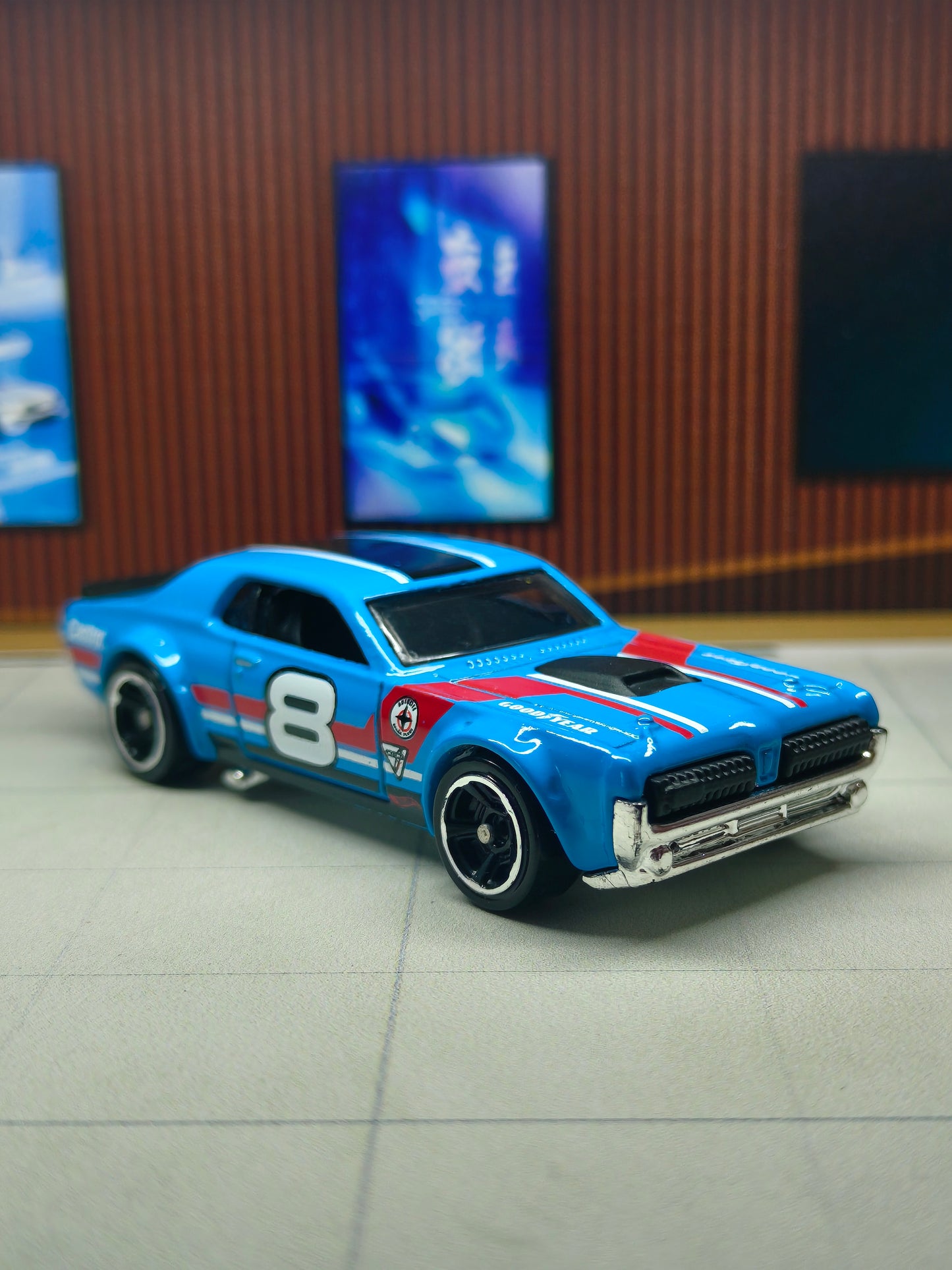 Hot wheels '68 Mercury Cougar