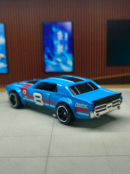 Hot wheels '68 Mercury Cougar