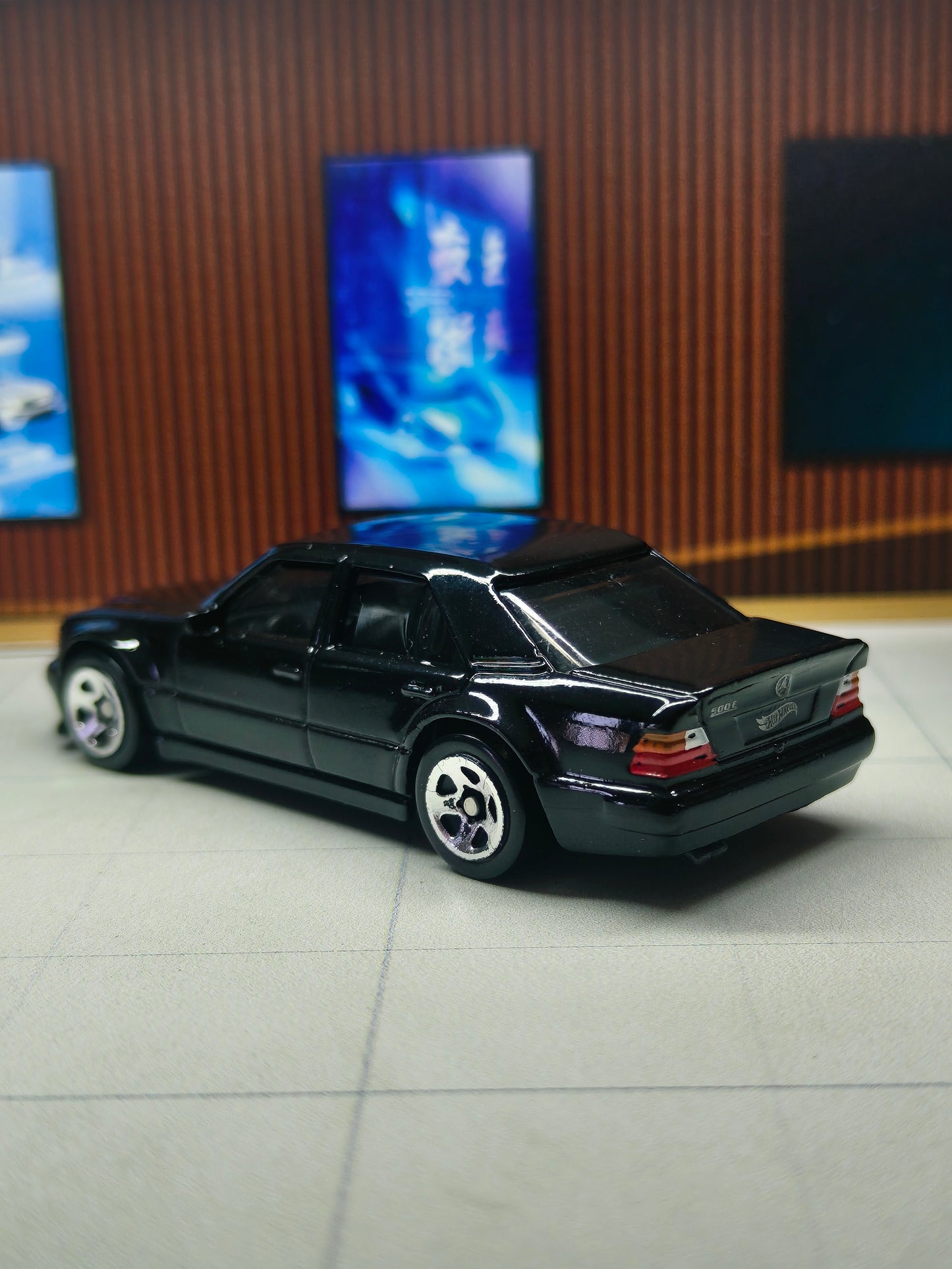 Hot wheels Mercedes-Benz 500 E