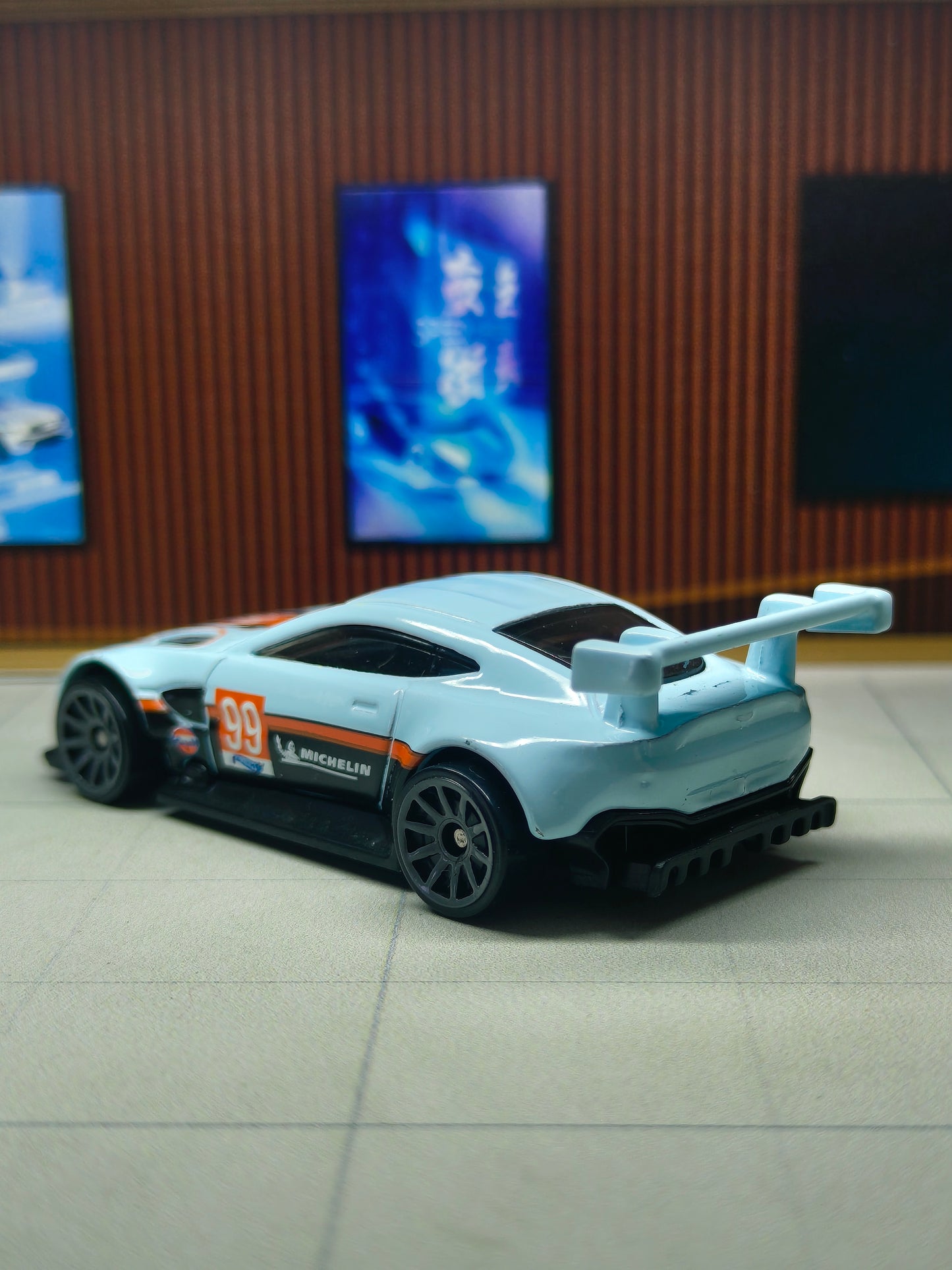 Hot wheels Aston Martin Vantage GTE
