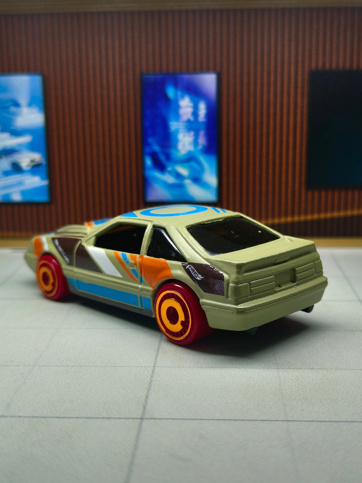 Hot wheels '92 Ford Mustang